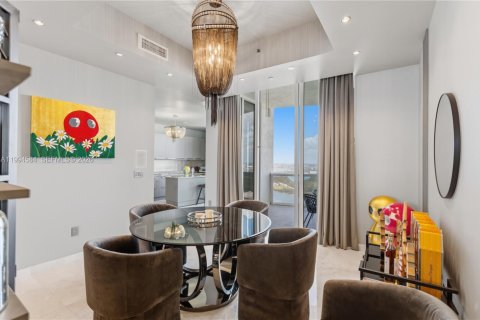 Condominio en venta en Sunny Isles Beach, Florida, 3 dormitorios, 237.64 m2 № 2255893 - foto 12