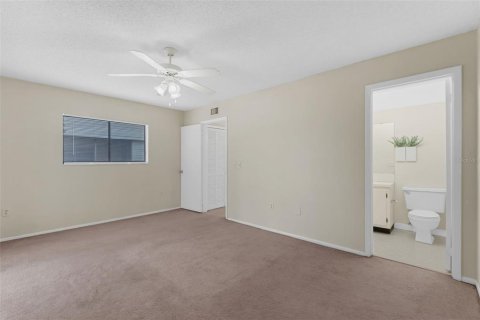 Condo in Orlando, Florida, 1 bedroom № 2101267 - photo 10