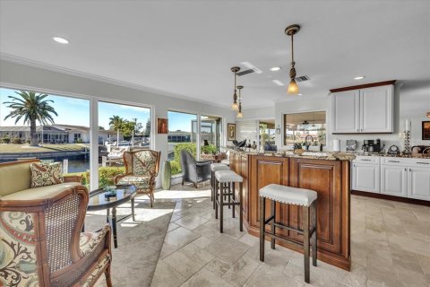 Villa ou maison à vendre à Punta Gorda, Floride: 2 chambres, 162.39 m2 № 2101761 - photo 12