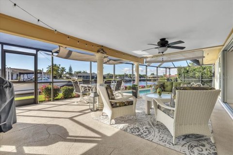Villa ou maison à vendre à Punta Gorda, Floride: 2 chambres, 162.39 m2 № 2101761 - photo 28