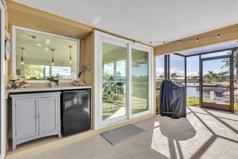Villa ou maison à vendre à Punta Gorda, Floride: 2 chambres, 162.39 m2 № 2101761 - photo 25
