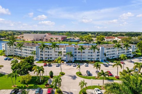Condo in Boca Raton, Florida, 2 bedrooms  № 1968669 - photo 2