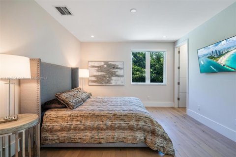 House in Fort Lauderdale, Florida 4 bedrooms, 283.91 sq.m. № 1891888 - photo 24