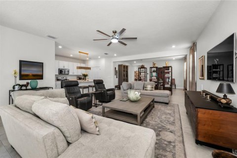Villa ou maison à vendre à Hudson, Floride: 3 chambres, 216.74 m2 № 2410286 - photo 8