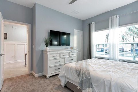Townhouse in Kissimmee, Florida 4 bedrooms, 177.81 sq.m. № 1560790 - photo 7