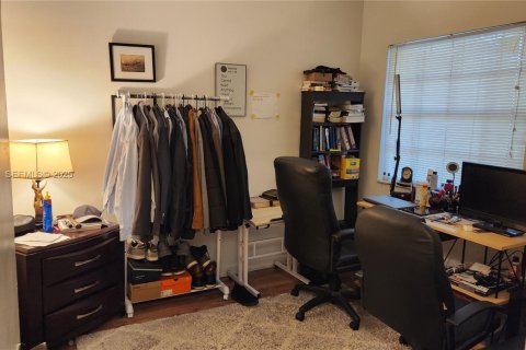 Condo in Deerfield Beach, Florida, 2 bedrooms № 1989630 - photo 27