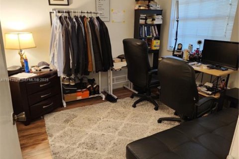 Condo in Deerfield Beach, Florida, 2 bedrooms № 1989630 - photo 26