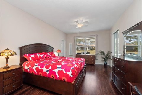 House in Leesburg, Florida 3 bedrooms, 215.35 sq.m. № 1520838 - photo 25