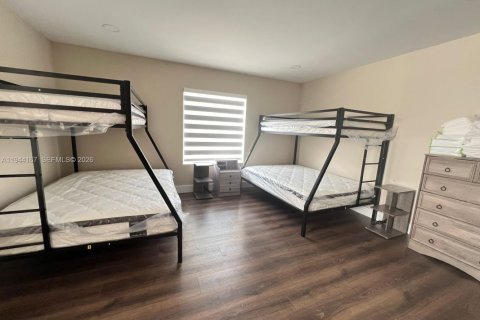 Apartment in Miami Beach, Florida 1 bedroom, 271.37 sq.m. № 2000648 - photo 13