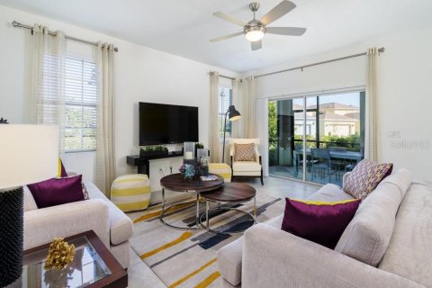 Casa en venta en Clermont, Florida, 6 dormitorios, 245.54 m2 № 2384222 - foto 6