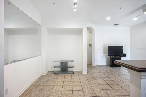 Touwnhouse à vendre à Sarasota, Floride: 3 chambres, 156.17 m2 № 1865829 - photo 14