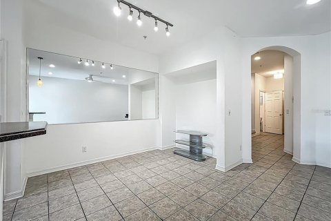 Touwnhouse à vendre à Sarasota, Floride: 3 chambres, 156.17 m2 № 1865829 - photo 9