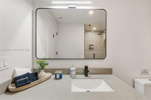 Снять в аренду кондоминиум в Майами, Флорида № 2058525 - фото 17