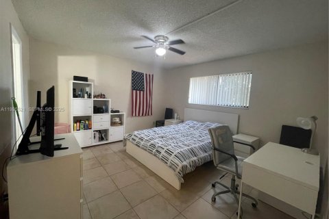 Condominio en venta en Davie, Florida, 2 dormitorios, 89.46 m2 № 1993704 - foto 5