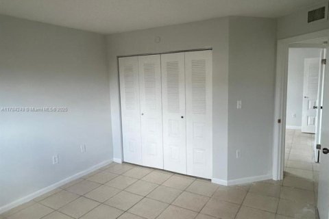 Copropriété à vendre à Miami, Floride: 4 chambres, 119.1 m2 № 1961271 - photo 10