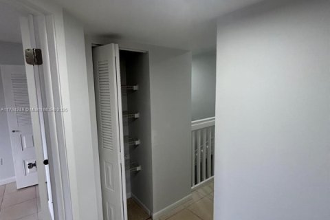 Copropriété à vendre à Miami, Floride: 4 chambres, 119.1 m2 № 1961271 - photo 21