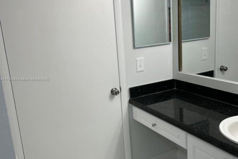 Copropriété à vendre à Miami, Floride: 4 chambres, 119.1 m2 № 1961271 - photo 9