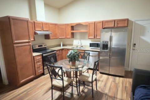 Condo in Tavares, Florida, 2 bedrooms  № 1657735 - photo 8