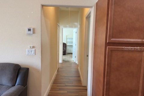 Condo in Tavares, Florida, 2 bedrooms  № 1657735 - photo 10
