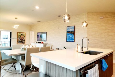 Купить кондоминиум в Дорал, Флорида 3 спальни, 123.93м2, № 1935709 - фото 7