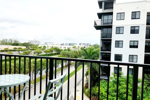 Купить кондоминиум в Дорал, Флорида 3 спальни, 123.93м2, № 1935709 - фото 23