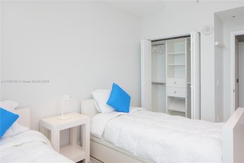 Condominio en alquiler en Miami Beach, Florida, 2 dormitorios, 87.51 m2 № 1962852 - foto 21