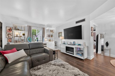 Copropriété à vendre à Maitland, Floride: 2 chambres, 75.81 m2 № 2266434 - photo 10