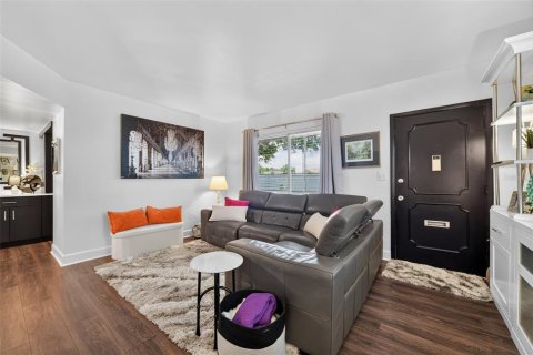 Copropriété à vendre à Maitland, Floride: 2 chambres, 75.81 m2 № 2266434 - photo 11