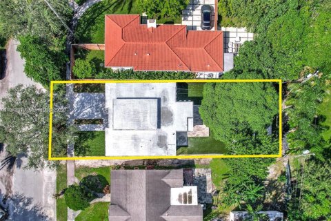 Villa ou maison à vendre à El Portal, Floride: 3 chambres № 2152959 - photo 10