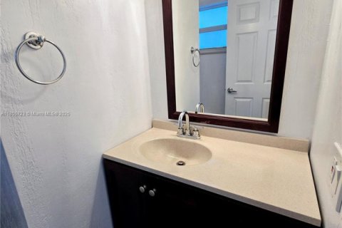 Copropriété à louer à Miami Beach, Floride: 1 chambre, 71.07 m2 № 1878829 - photo 16