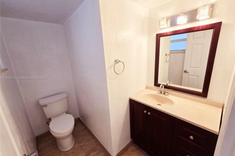 Copropriété à louer à Miami Beach, Floride: 1 chambre, 71.07 m2 № 1878829 - photo 15