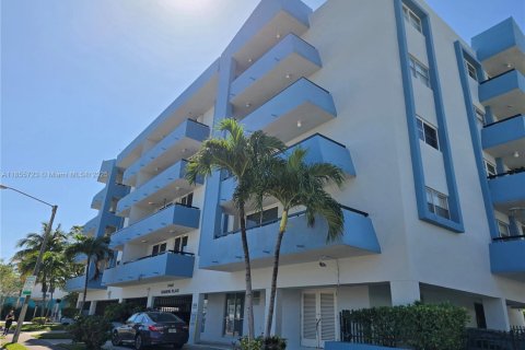 Copropriété à louer à Miami Beach, Floride: 1 chambre, 71.07 m2 № 1878829 - photo 1