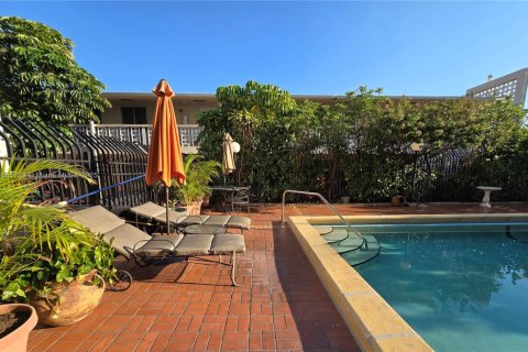 Copropriété à louer à Miami Beach, Floride: 1 chambre, 71.07 m2 № 1878829 - photo 4