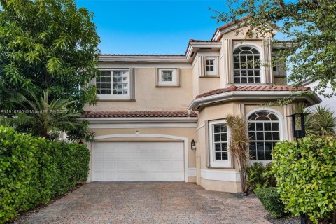 Casa en venta en Sunny Isles Beach, Florida, 6 dormitorios, 371.05 m2 № 1971063 - foto 12