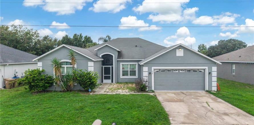 Casa en Kissimmee, Florida 4 dormitorios, 221.48 m2 № 2342559