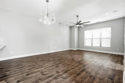 Touwnhouse à vendre à Tampa, Floride: 2 chambres, 162.39 m2 № 2316736 - photo 10