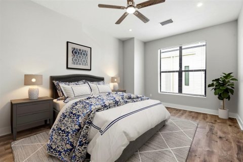 Touwnhouse à vendre à Tampa, Floride: 2 chambres, 162.39 m2 № 2316736 - photo 4