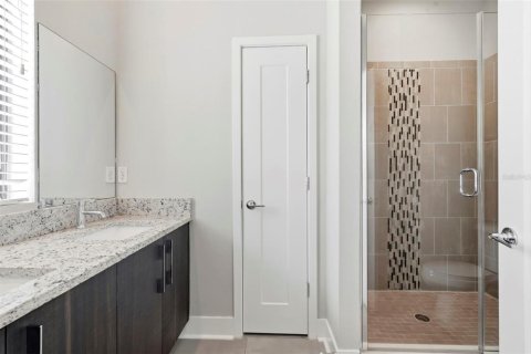 Touwnhouse à vendre à Tampa, Floride: 2 chambres, 162.39 m2 № 2316736 - photo 25