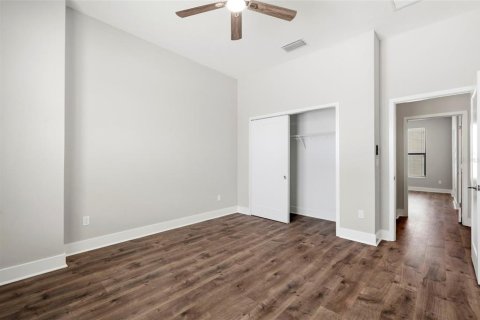 Touwnhouse à vendre à Tampa, Floride: 2 chambres, 162.39 m2 № 2316736 - photo 16