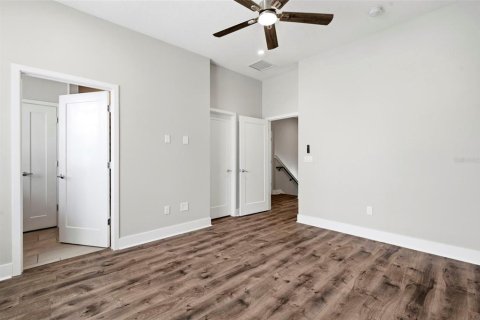 Touwnhouse à vendre à Tampa, Floride: 2 chambres, 162.39 m2 № 2316736 - photo 20