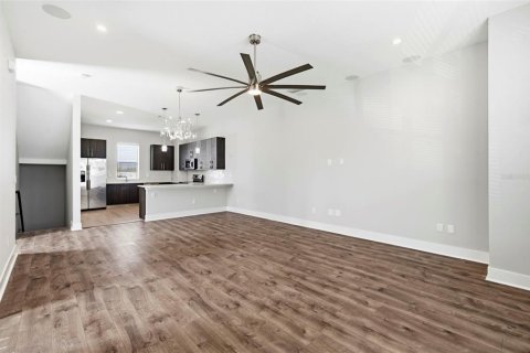 Touwnhouse à vendre à Tampa, Floride: 2 chambres, 162.39 m2 № 2316736 - photo 6