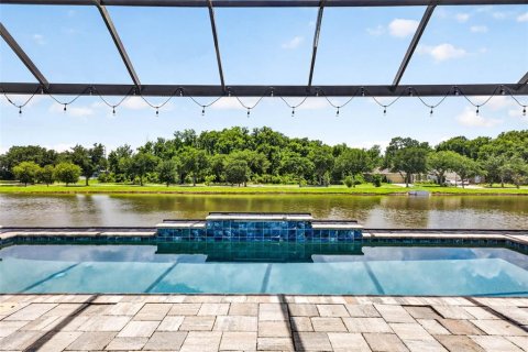 Villa ou maison à vendre à Wesley Chapel, Floride: 4 chambres, 271.27 m2 № 2212069 - photo 2