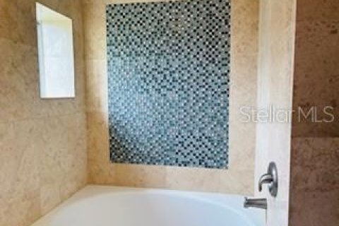 Townhouse in Tampa, Florida 3 bedrooms, 124.12 sq.m. № 1869781 - photo 14