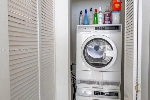 Copropriété à louer à Miami, Floride: 1 chambre, 70.61 m2 № 1956781 - photo 3