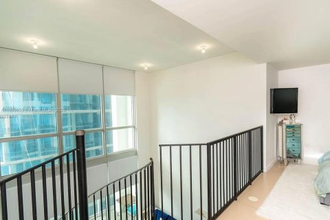 Copropriété à louer à Miami, Floride: 1 chambre, 70.61 m2 № 1956781 - photo 7