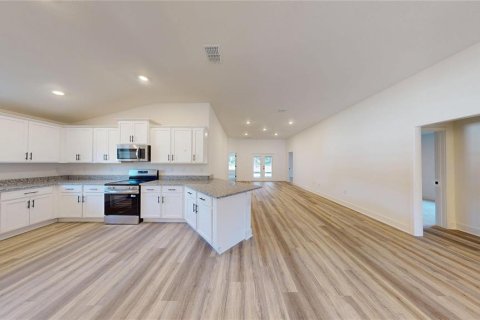 House in Alachua, Florida 4 bedrooms, 204.38 sq.m. № 2093371 - photo 15
