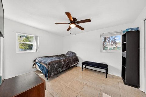 Casa en venta en Orlando, Florida, 4 dormitorios, 140.93 m2 № 2148564 - foto 16