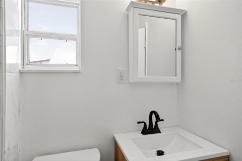 Casa en venta en Orlando, Florida, 4 dormitorios, 140.93 m2 № 2148564 - foto 18