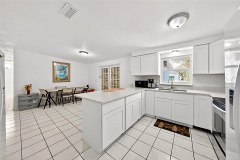 Casa en venta en Orlando, Florida, 4 dormitorios, 140.93 m2 № 2148564 - foto 6