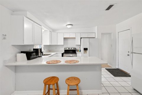 Casa en venta en Orlando, Florida, 4 dormitorios, 140.93 m2 № 2148564 - foto 5